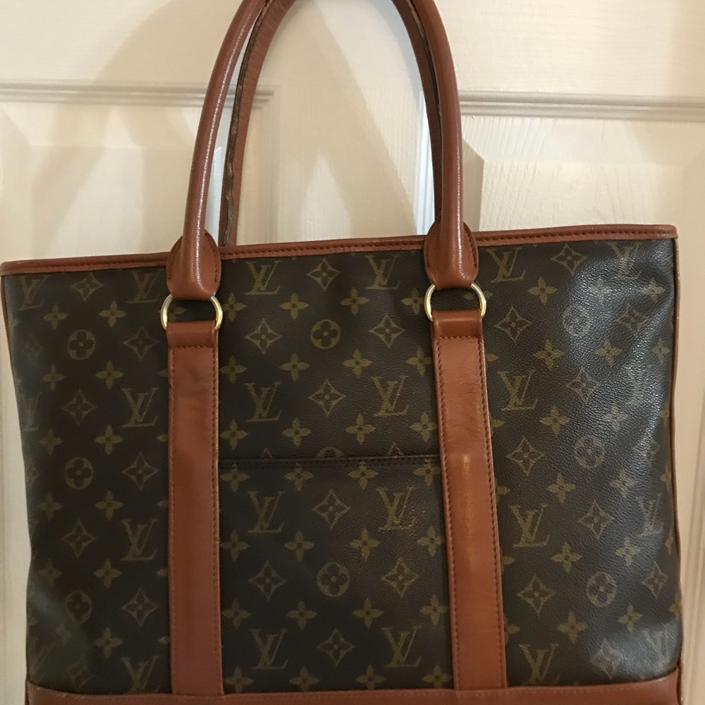 Louis Vuitton travel bag